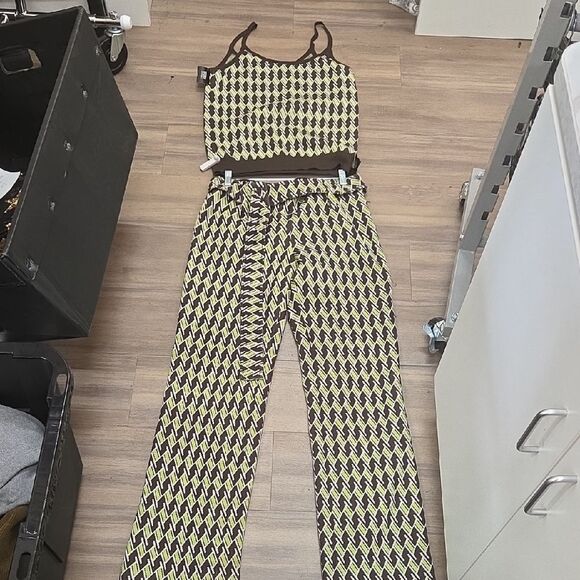 Prada Black and Cream Patterned Set - Picture 1 of 12